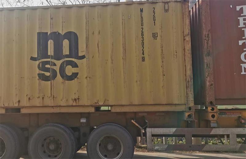 玻璃瓶生產（chǎn）廠家發貨案例