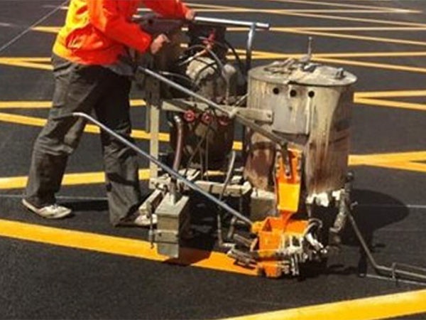 峨眉至夾（jiá）江聯網暢通標線