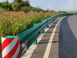 波（bō）形護欄